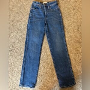 Madewell Curvy Stovepipe Jeans in Medium Wash